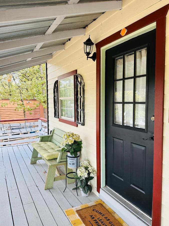 Acorn Hideaways Canton Unwind At Green Gables Suite For Up To 3 Экстерьер фото